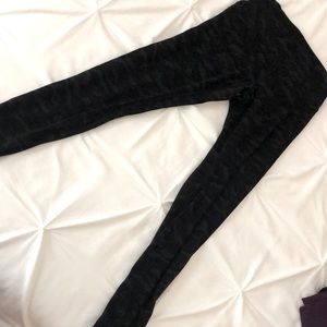 Camo lululemon size 6 align